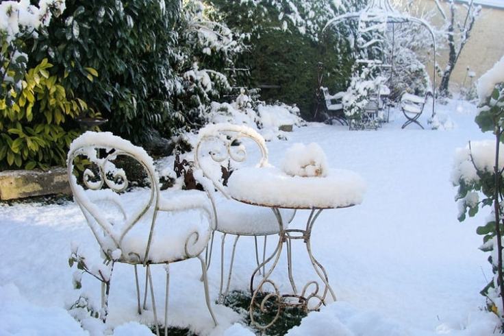 1507004-sous-la-neige