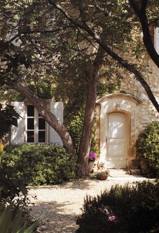 e54da9cc180de25906a69bee62dc8ce0