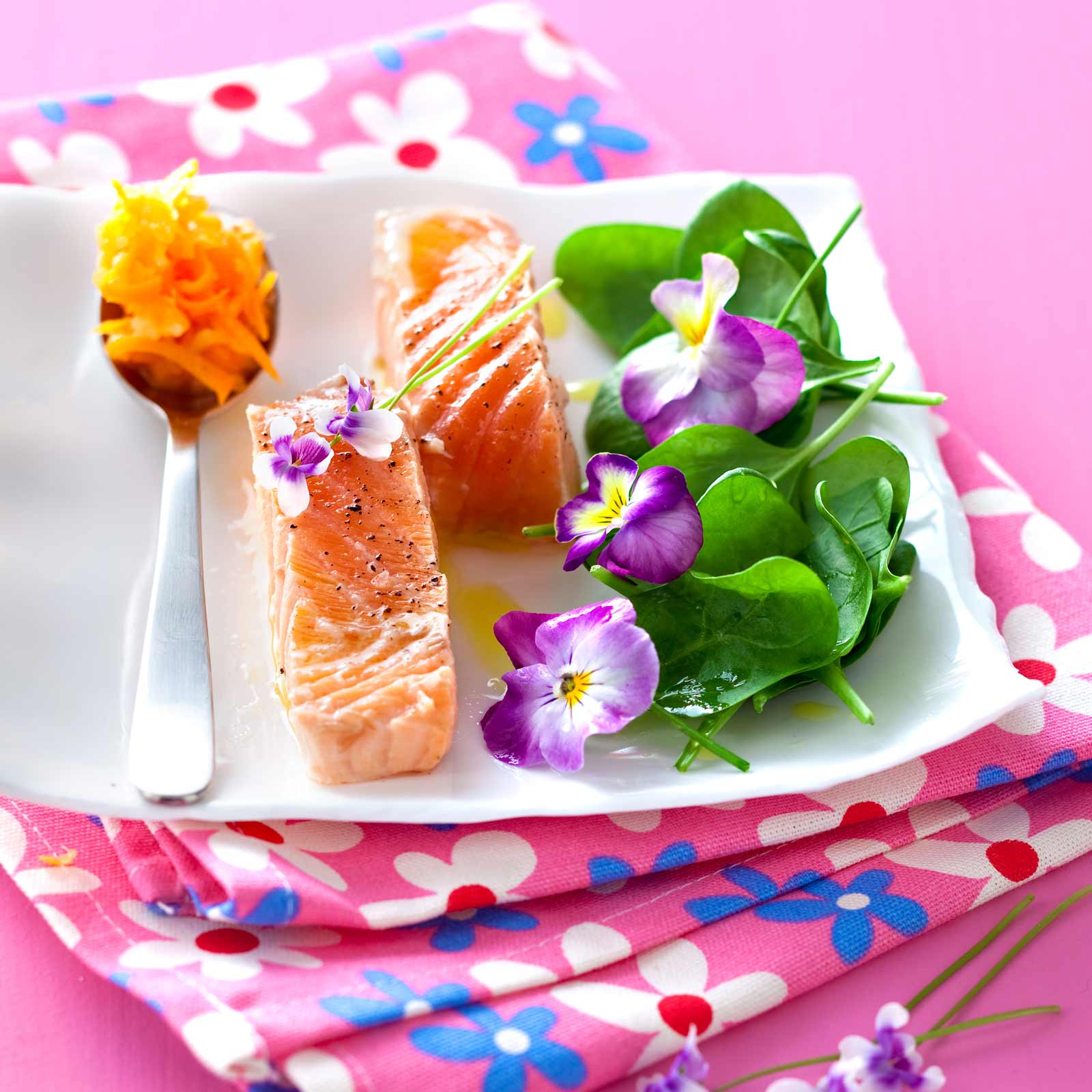 fleurs-en-cuisine-40-recettes-a-deguster
