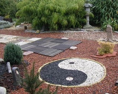 jardin-zen-gravier-couleur-yin-yang
