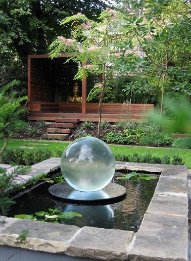 jardin-zen-fontaine-boule-cristal