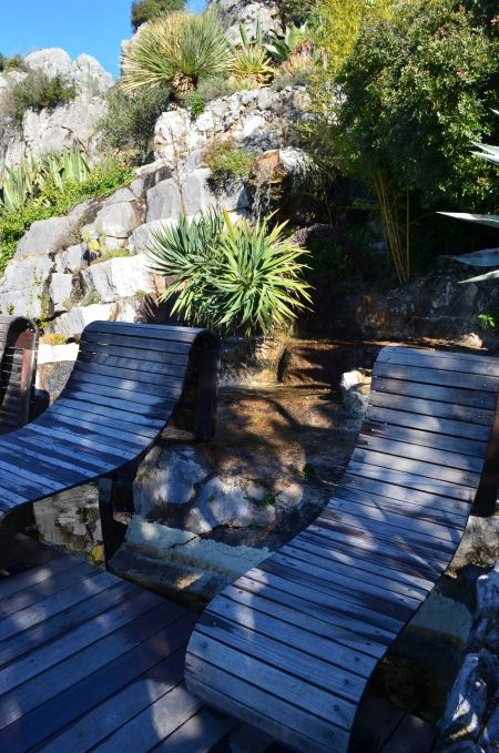 93e09000de68fe692afd4804138ae45b