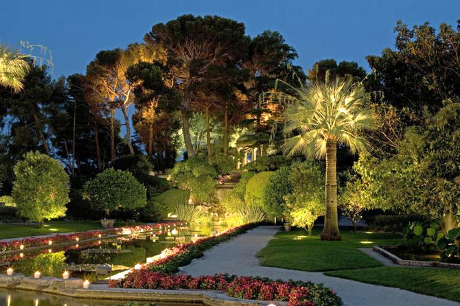 saint-jean-cap-ferrat-villa-et-jardins-ephrussi-de-rothschild_gallery-frame