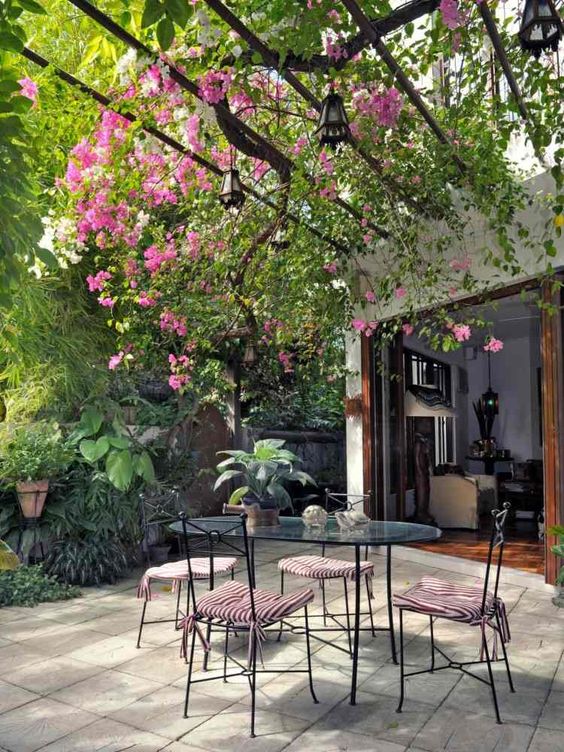 a82caa7c3681645f9a57cb3ad7042c65